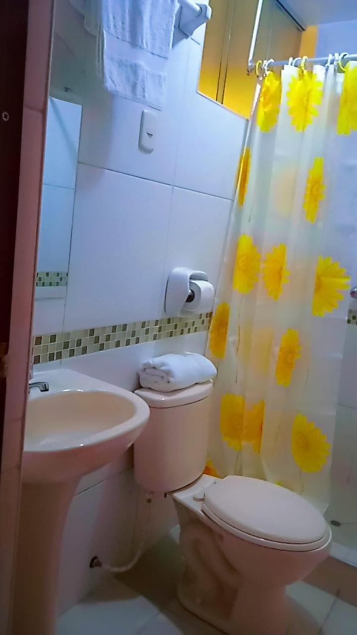 Hostal Acuarius Пуно Екстер'єр фото