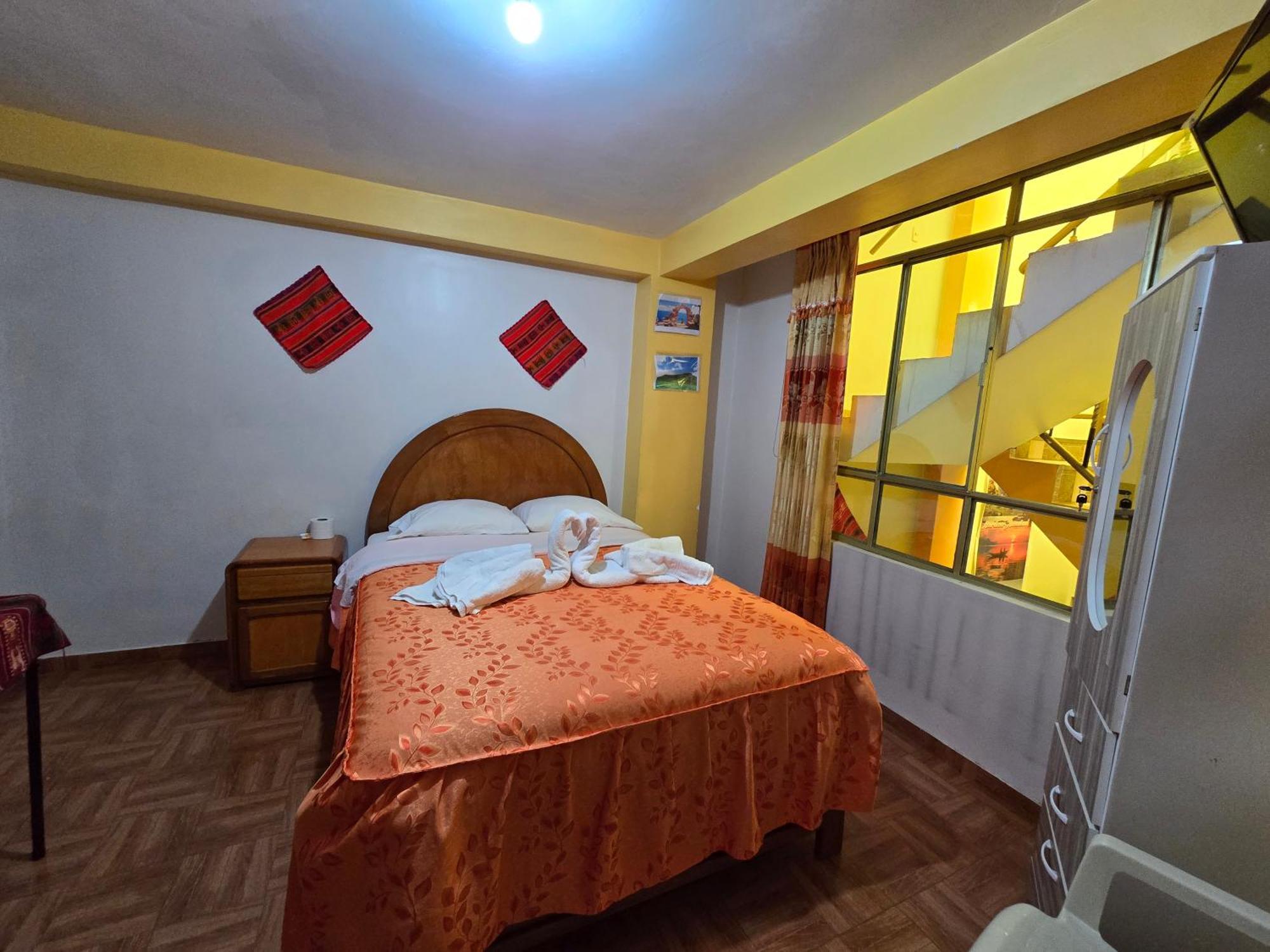 Hostal Acuarius Пуно Екстер'єр фото