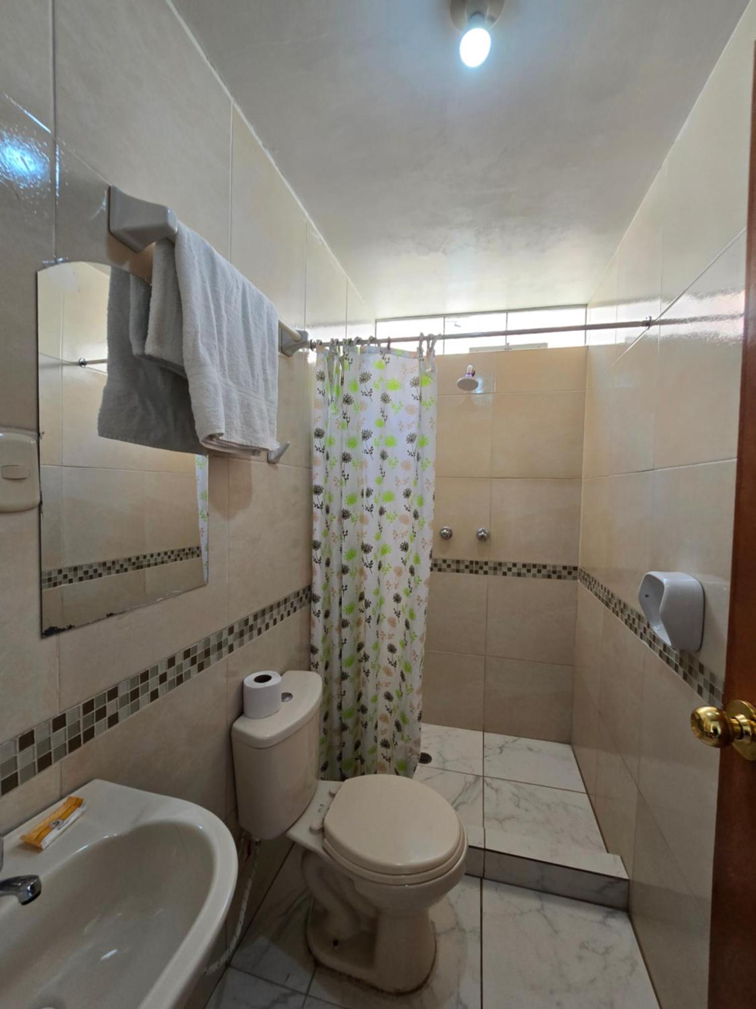 Hostal Acuarius Пуно Екстер'єр фото
